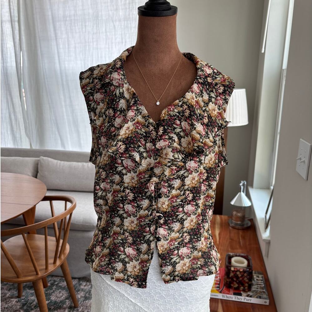 90s Vintage Try 1 Floral Chiffon Sleeveless Blouse Ruffle Trim Button Front